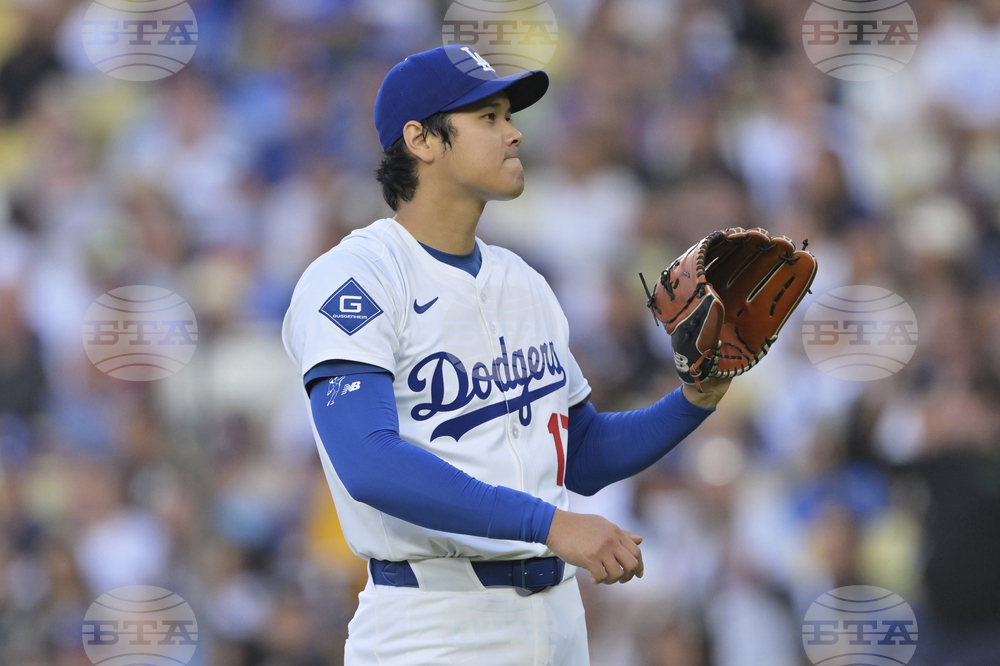 Twins Dodgers Baseball