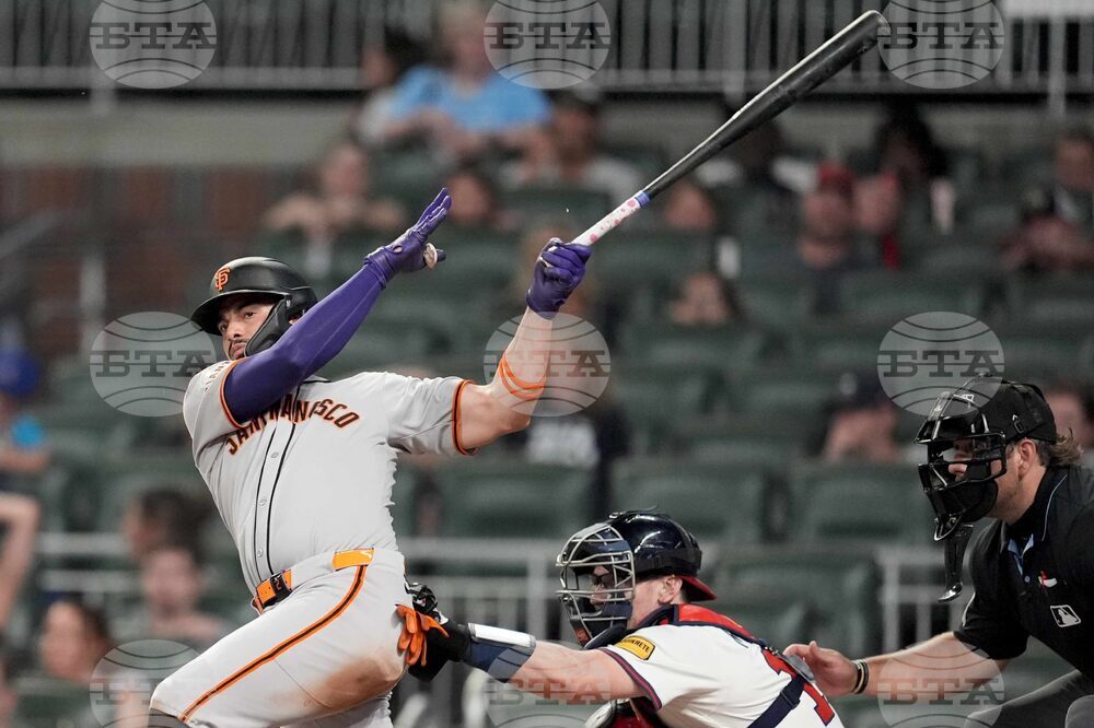 Giants Braves Baseball
