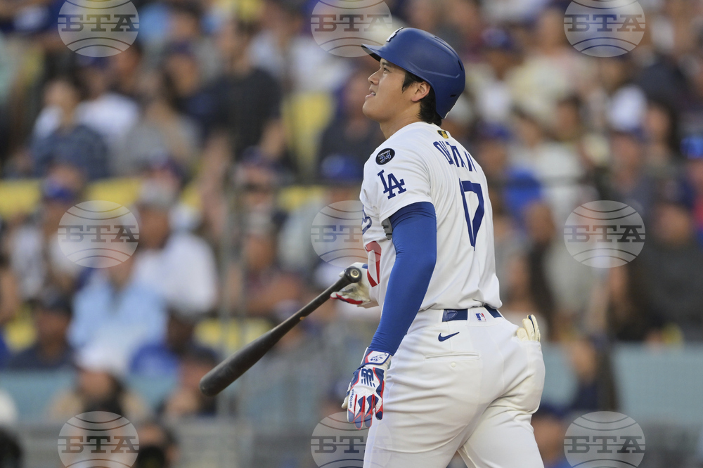 Twins Dodgers Baseball