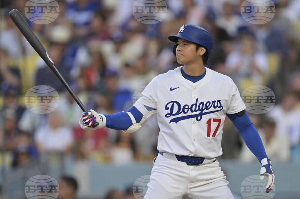Twins Dodgers Baseball