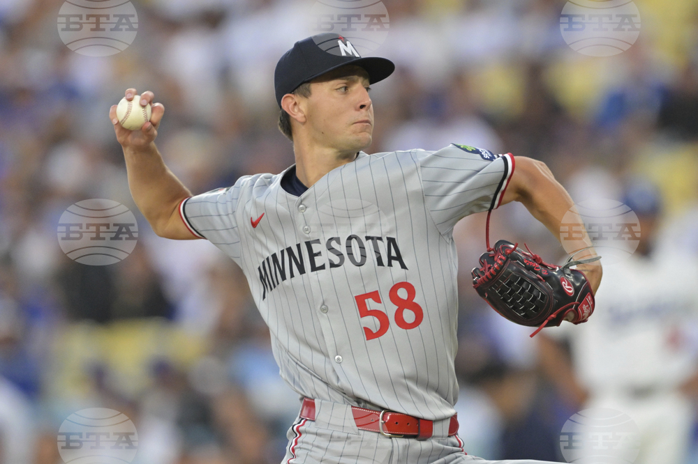 Twins Dodgers Baseball