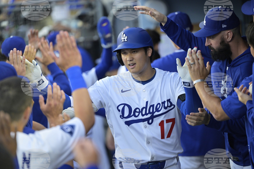 Twins Dodgers Baseball