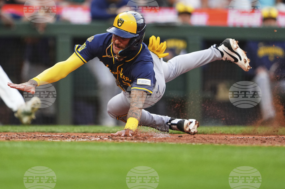 Brewers Mariners Baseball