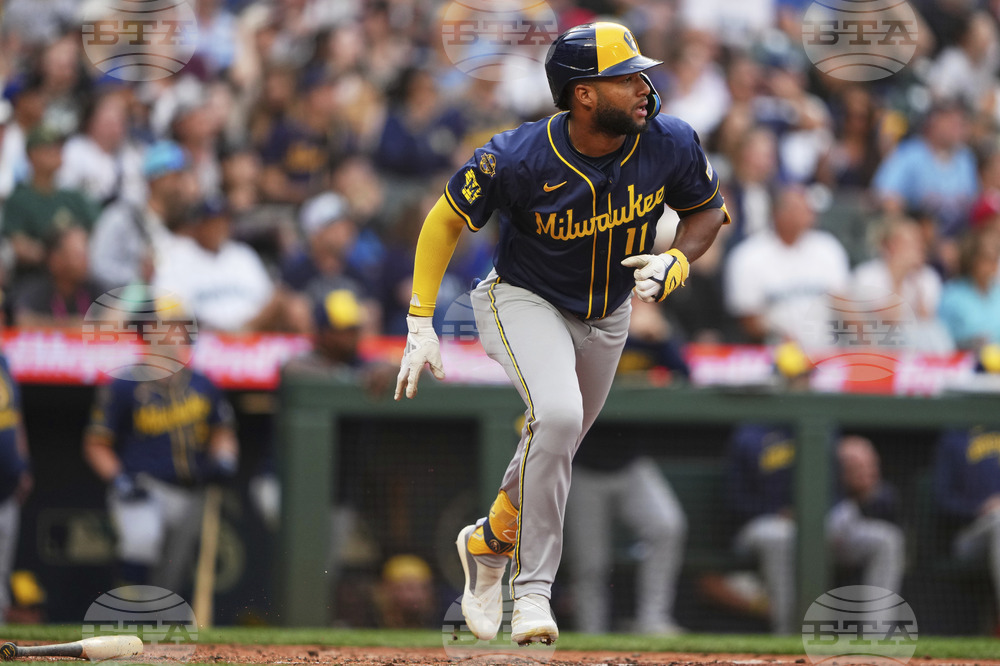 Brewers Mariners Baseball