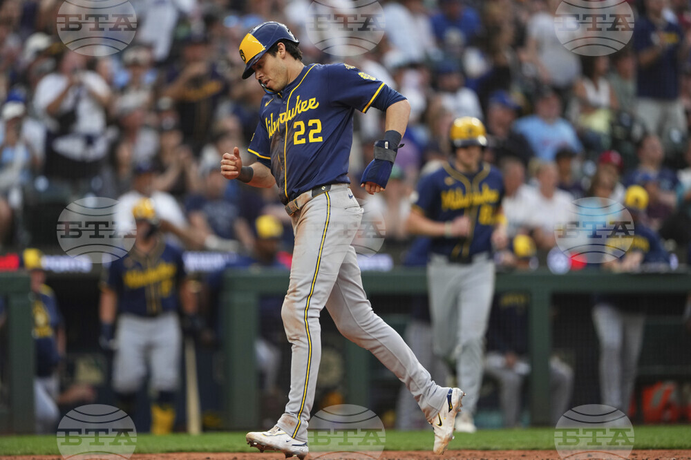 Brewers Mariners Baseball