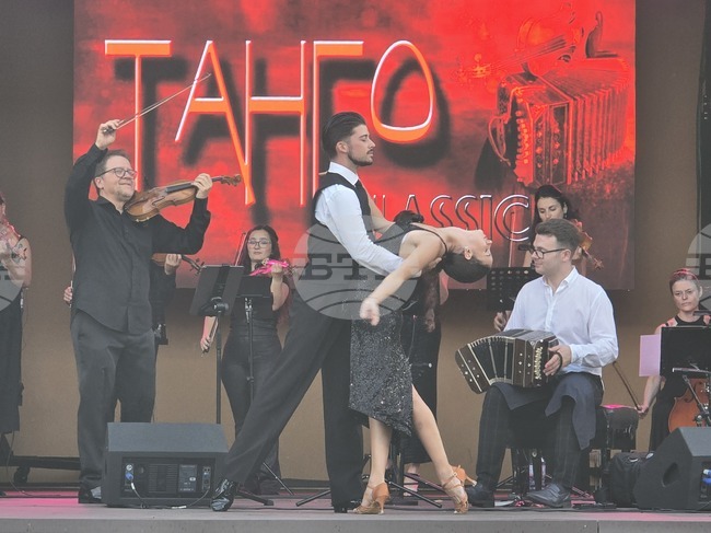 Шабла бе домакин на концерта „Танго Classic“ на Веско Ешкенази, Стоян Караиванов и Плевенска филхармония