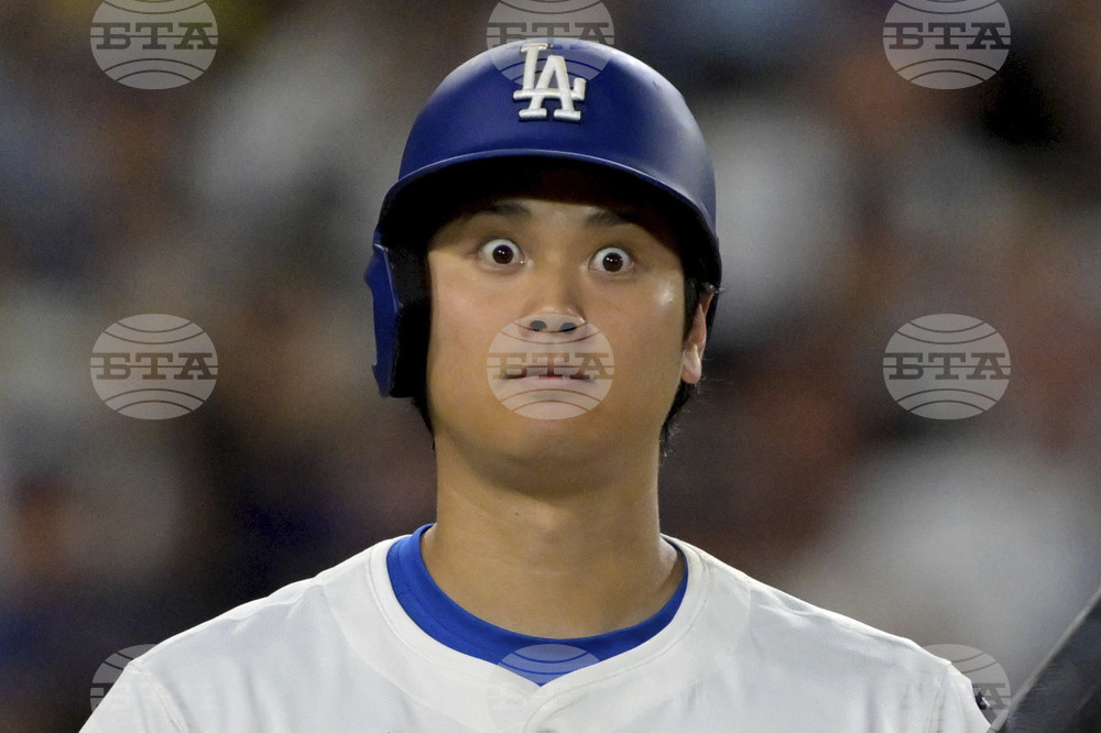 Twins Dodgers Baseball