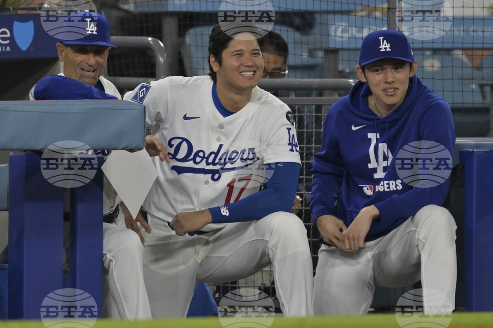 Twins Dodgers Baseball
