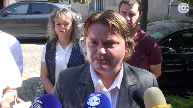 Важно е да получим мандат за разрешаването на проблема със свлачището в район „Кремиковци“, каза зам.-кметът на София Надежда Бобчева