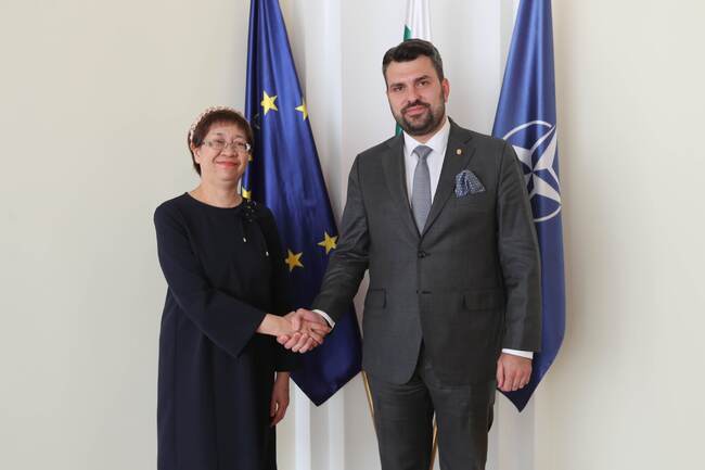 Прощална среща на министър Георг Георгиев с посланика на Кралство Тайланд в Република България Н. Пр. Дао Вибунпанит