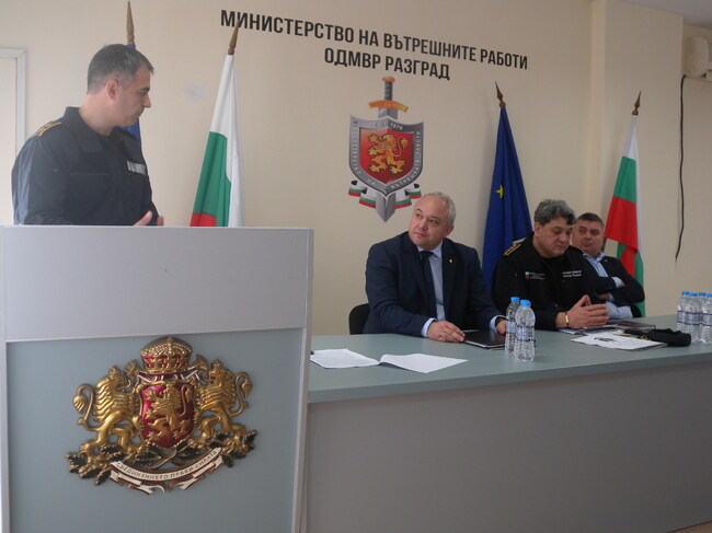 Министър Демерджиев: В противодействието към домашното насилие и пътнотранспортния травматизъм е наложително включването и на институции, пряко ангажирани с тези проблеми