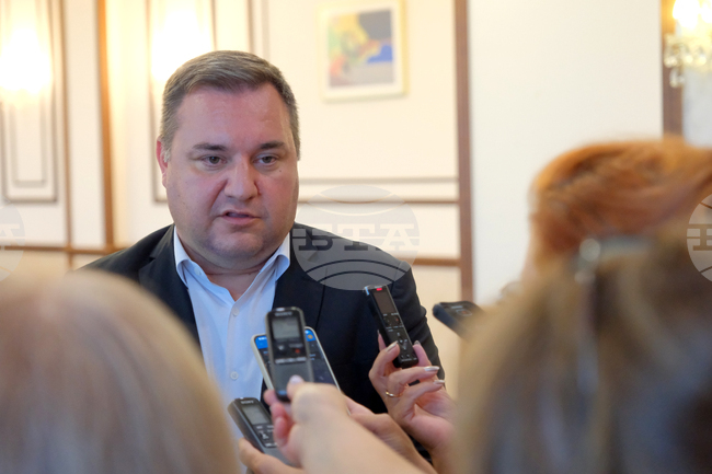 До края на годината ще бъде готов регистърът на неактивните на пазара на труда българи, заяви изпълнителният директор на Агенцията по заетостта Смилен Вълов