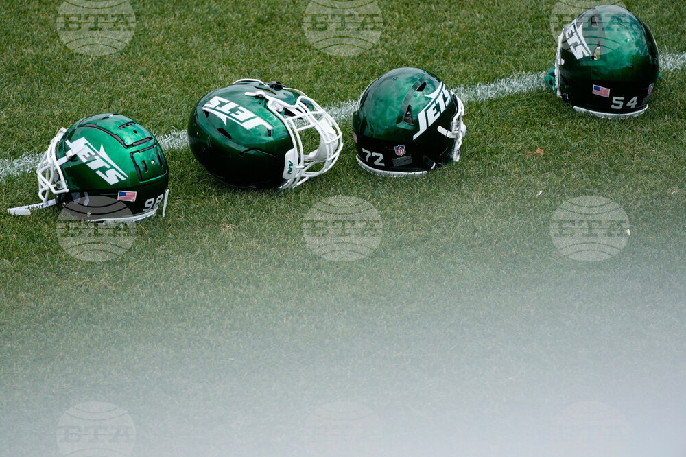 Jets-New Locker Room Football