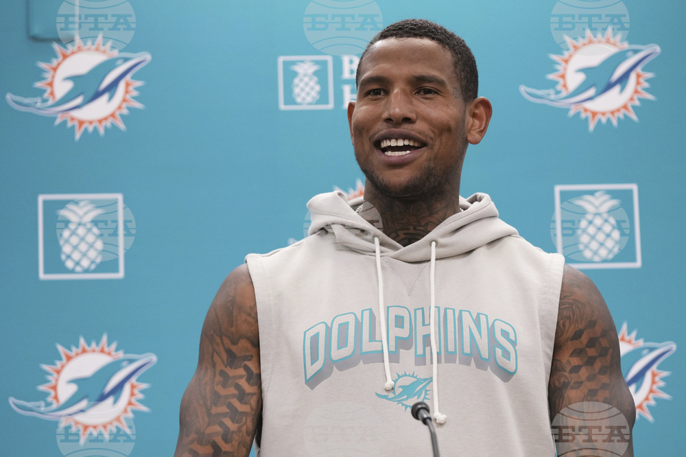 Dolphins Camp Football