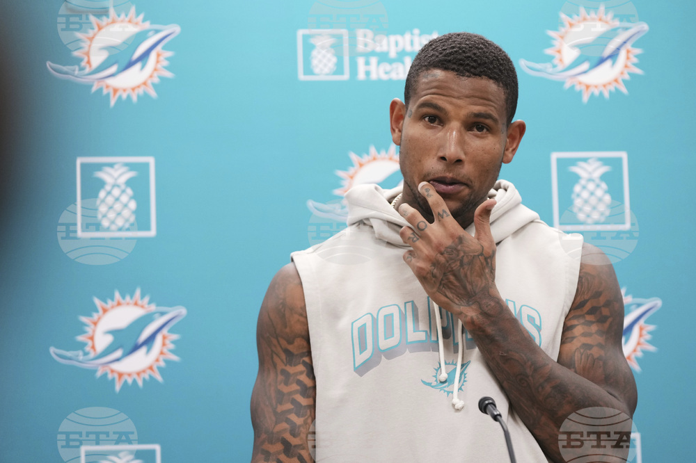 Dolphins Camp Football