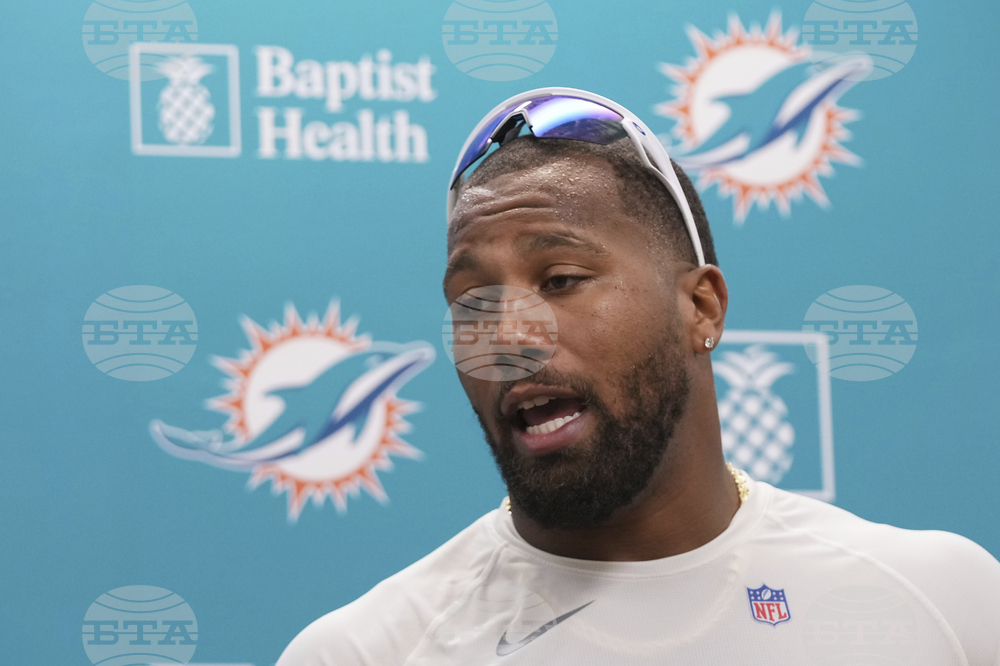Dolphins Camp Football