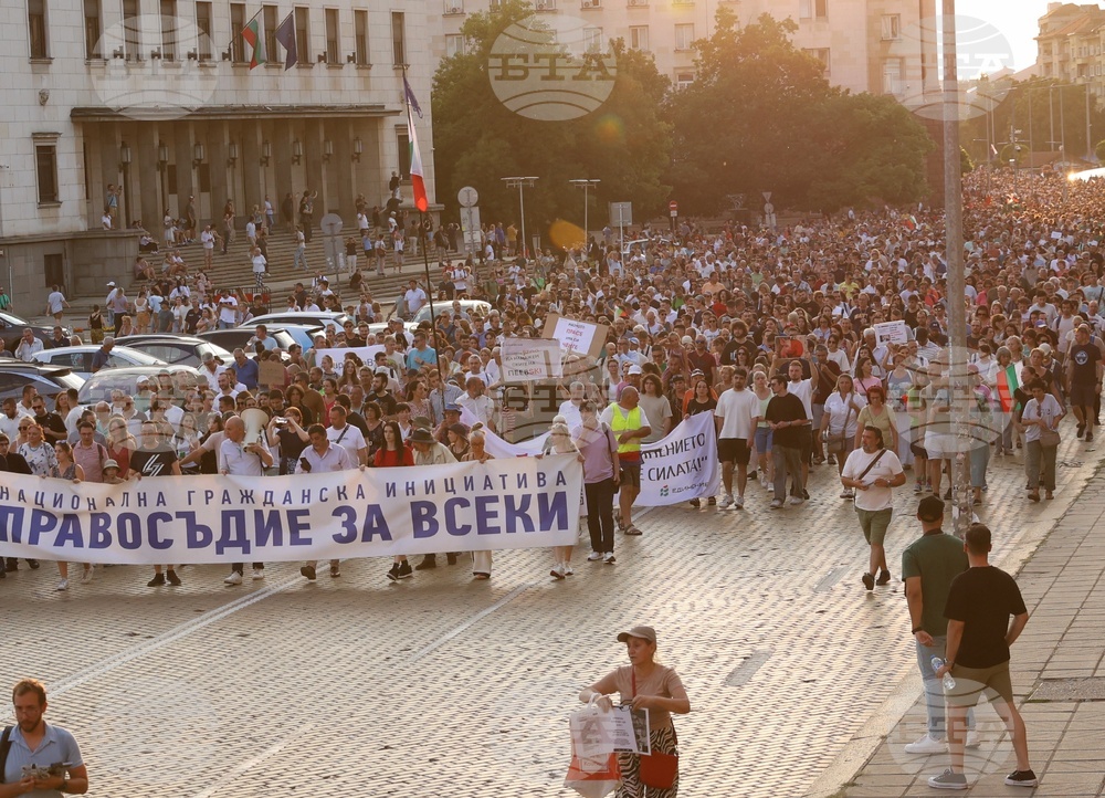Protesters in Sofia Call for Acting Prosecutor General Sarafov’s Resignation