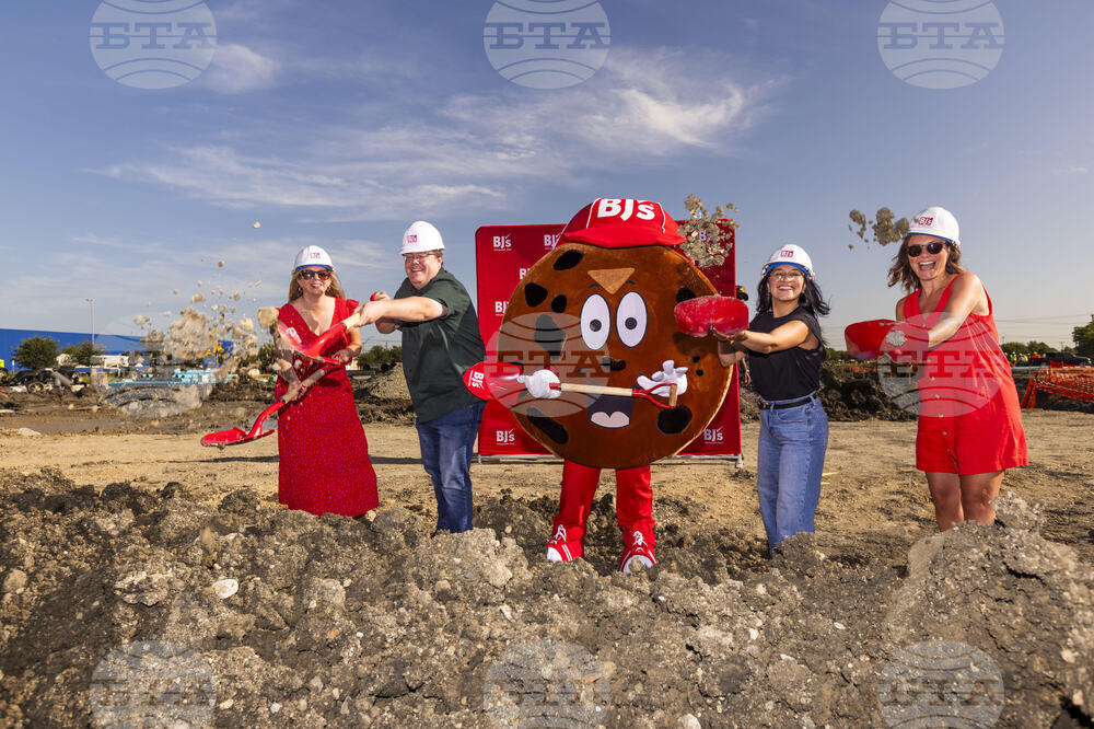 BJ's Wholesale Club Grand Prairie Groundbreaking