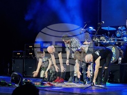 SatchVai Band в зала 1 на НДК, снимка – Даниел Димитров/БТА