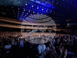 SatchVai Band в зала 1 на НДК, снимка – Даниел Димитров/БТА