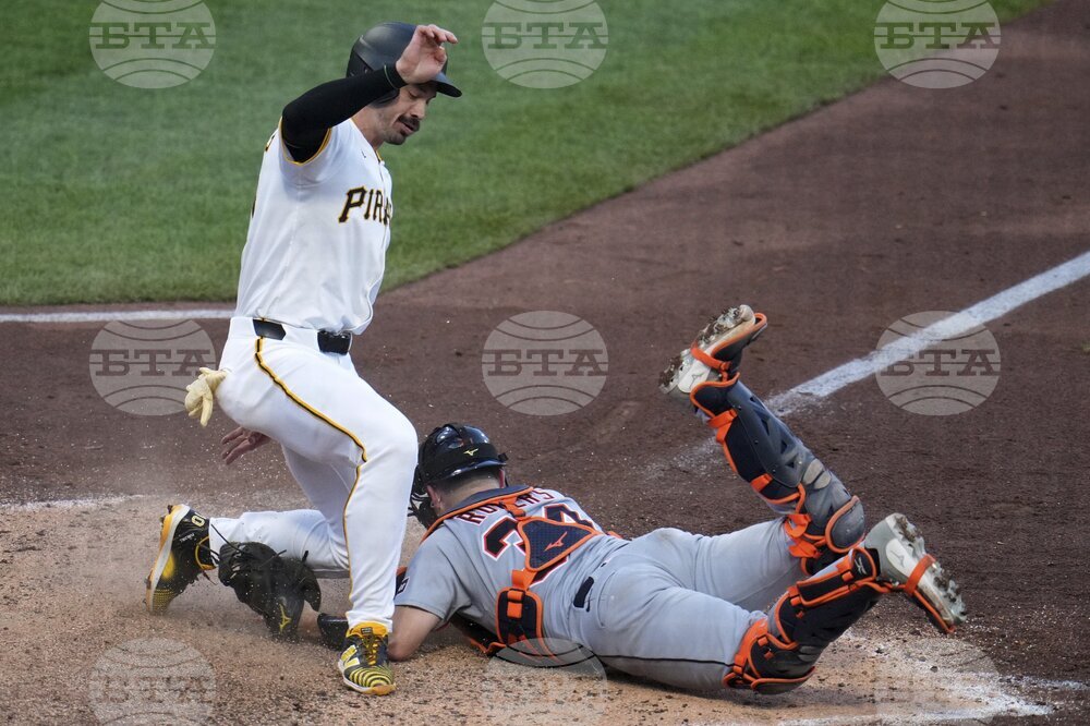 Tigers Pirates Baseball