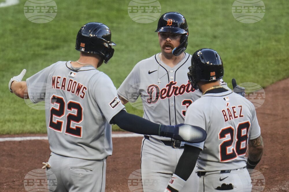 Tigers Pirates Baseball