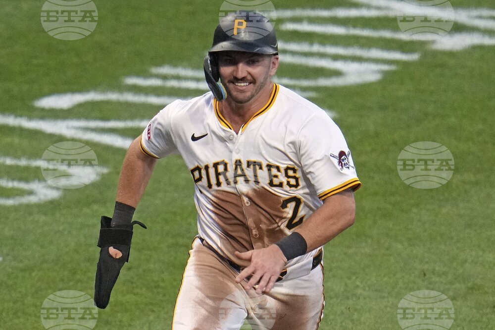 Tigers Pirates Baseball