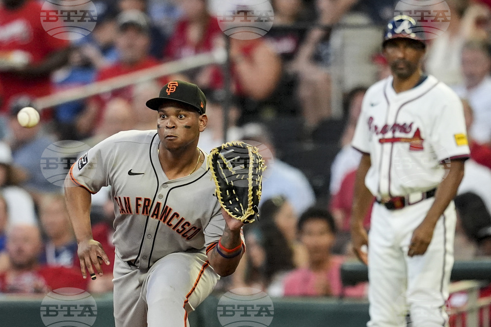 Giants Braves Baseball