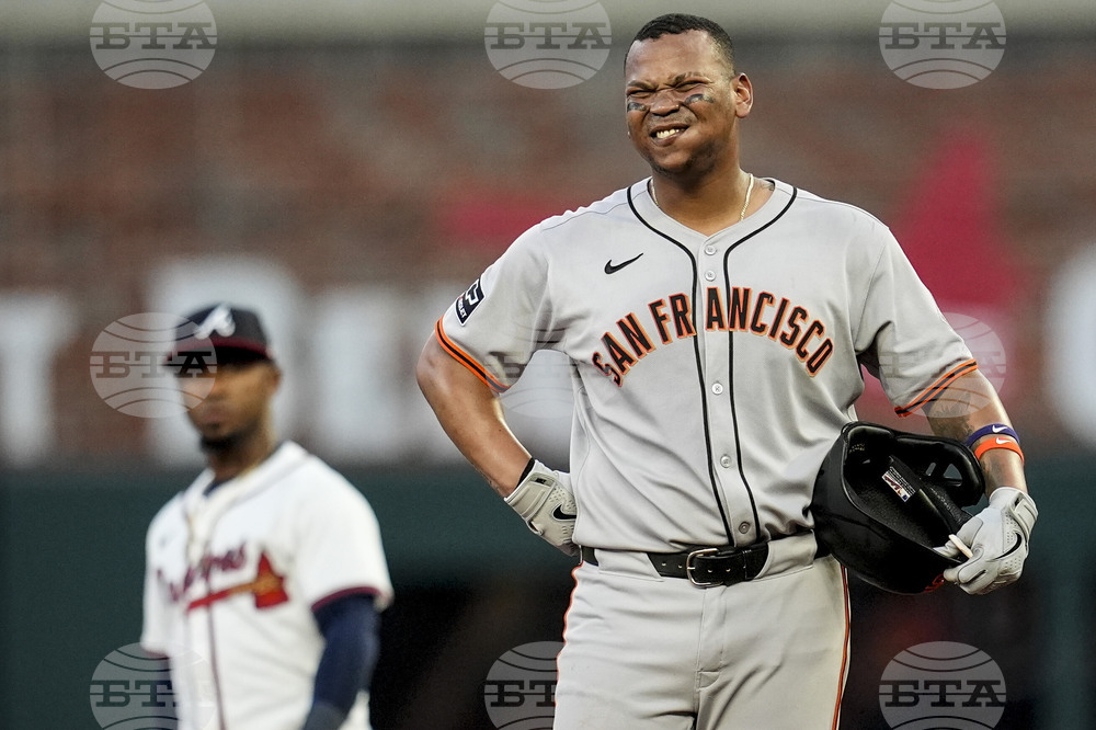 Giants Braves Baseball