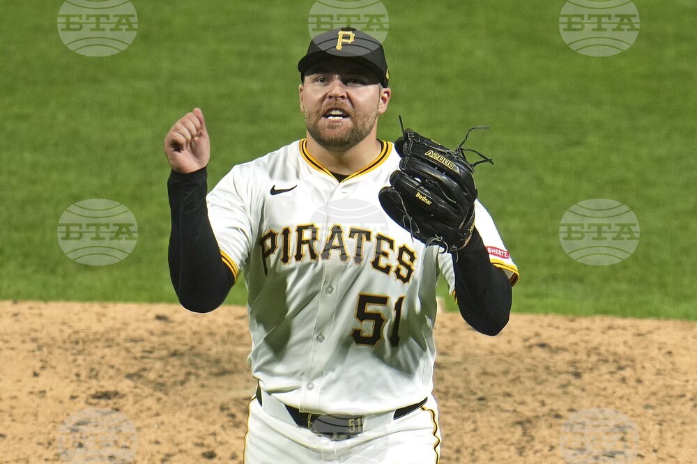 Tigers Pirates Baseball