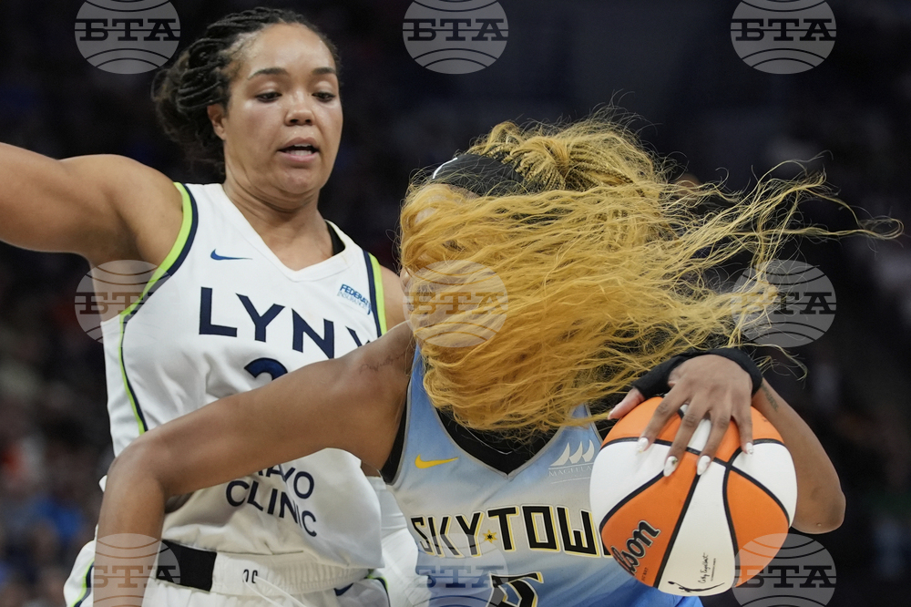 APTOPIX Sky Lynx Basketball