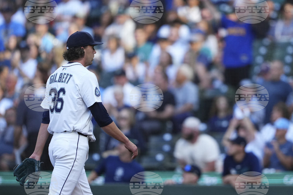 Brewers Mariners Baseball