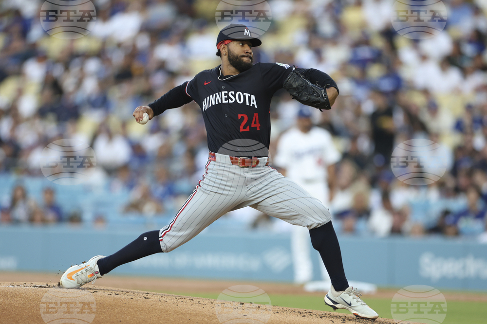 Twins Dodgers Baseball