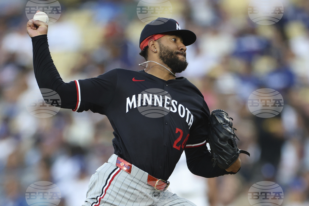 Twins Dodgers Baseball