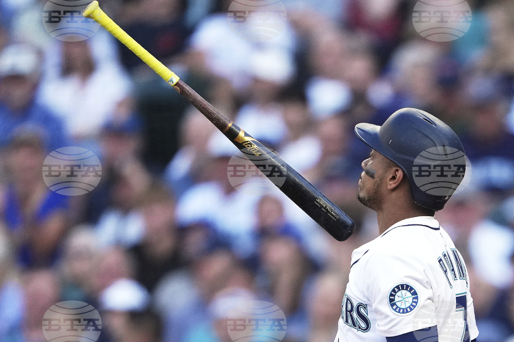 Brewers Mariners Baseball