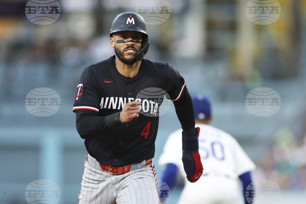 Twins Dodgers Baseball