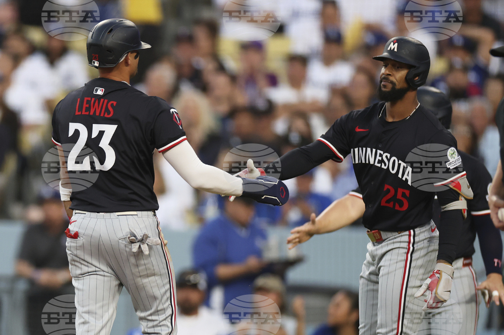 Twins Dodgers Baseball