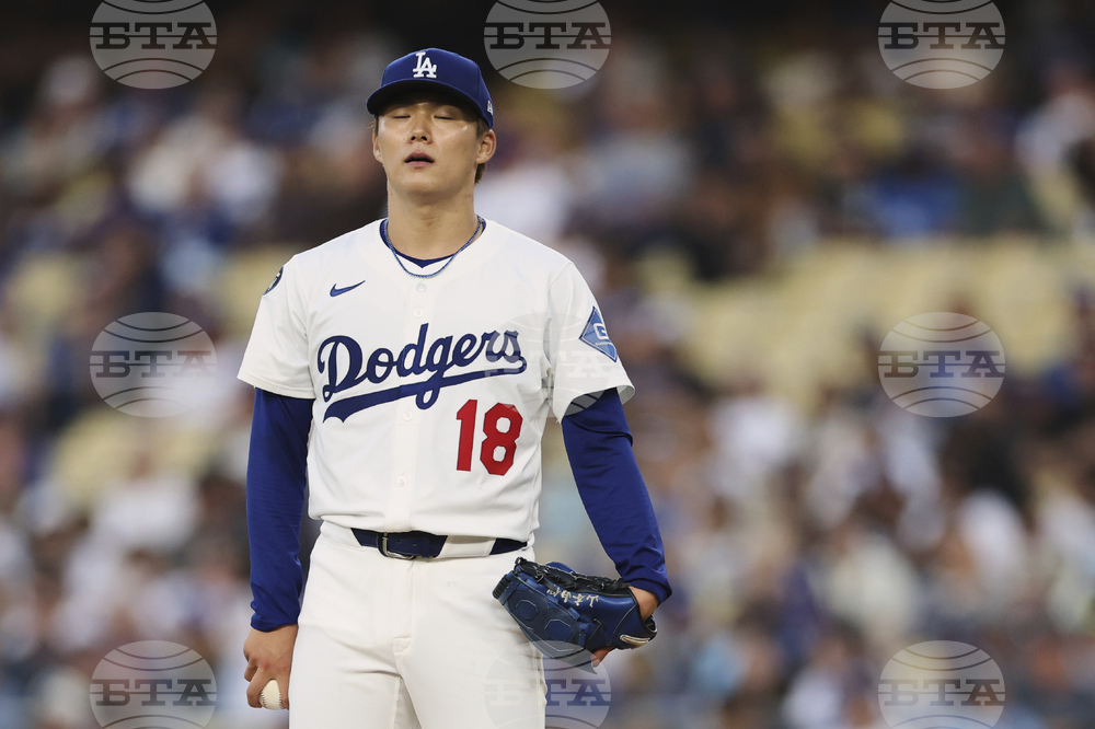 Twins Dodgers Baseball