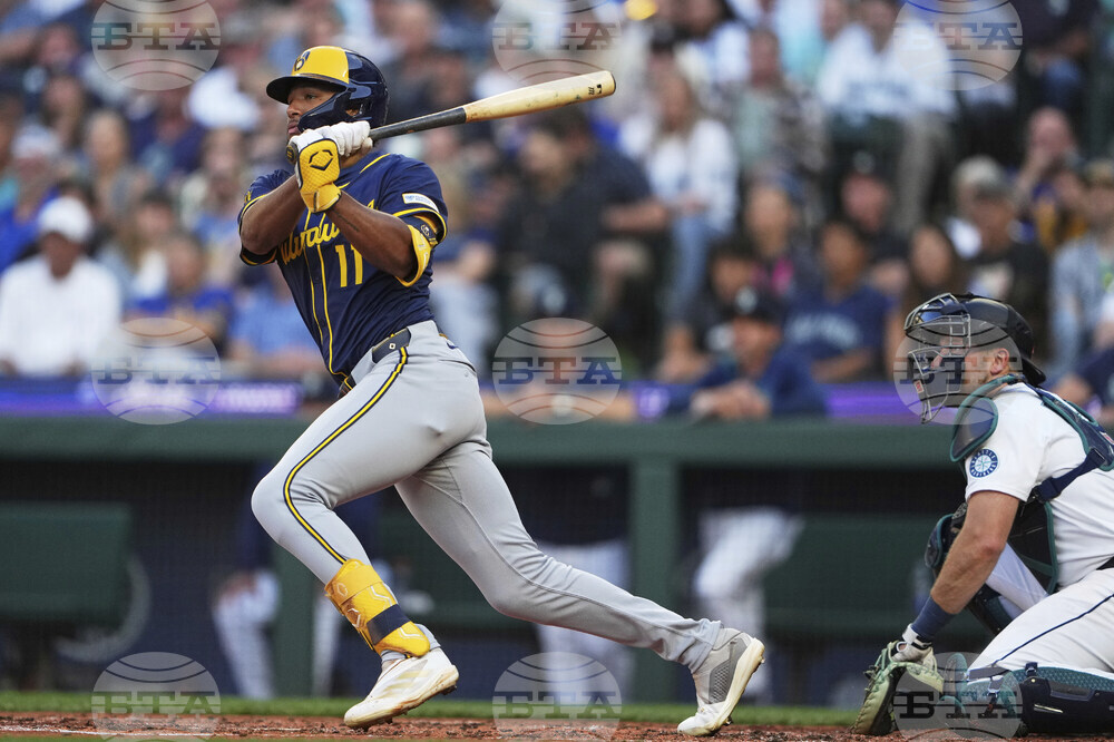 Brewers Mariners Baseball