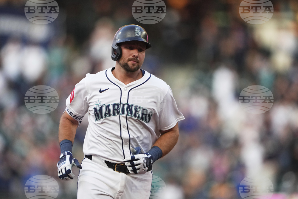 Brewers Mariners Baseball