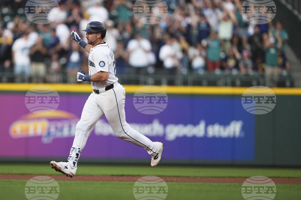 Brewers Mariners Baseball