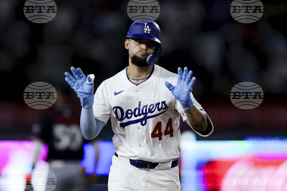Twins Dodgers Baseball
