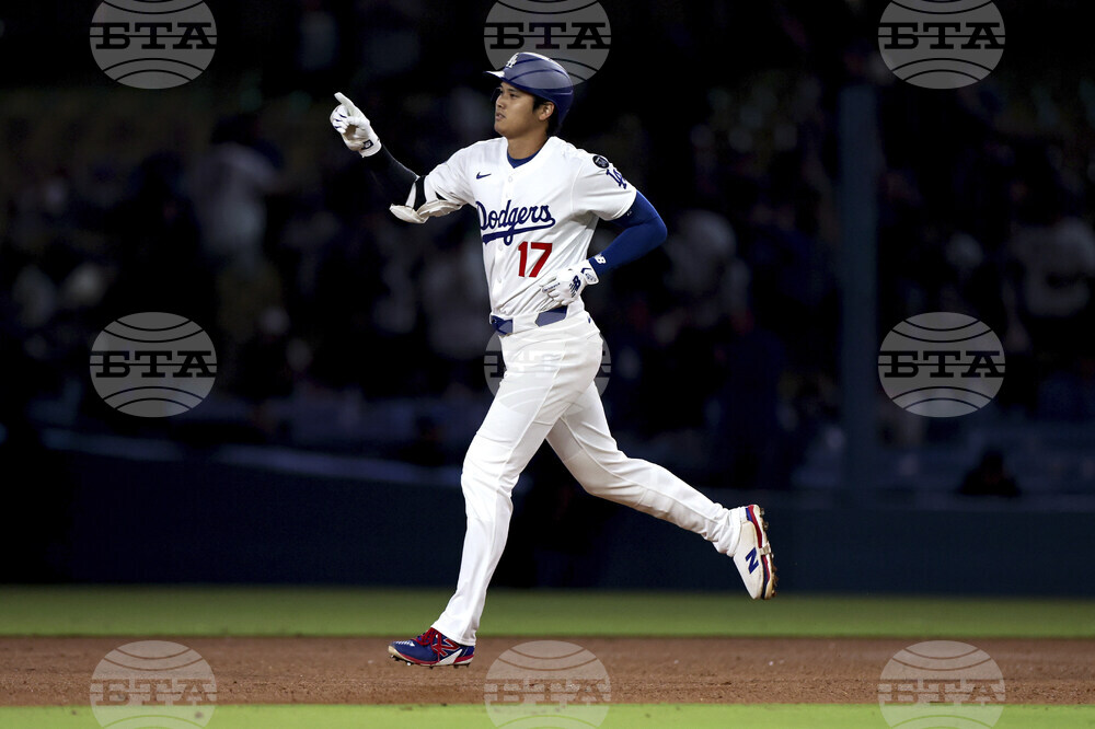 Twins Dodgers Baseball