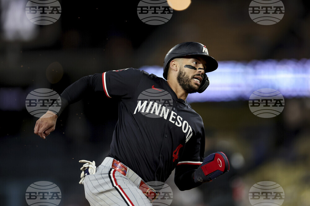 Twins Dodgers Baseball