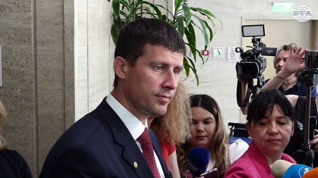 Парламентарната група на „Величие“ ще уважи покана на МЕЧ за среща за обсъждане на вот на недоверие