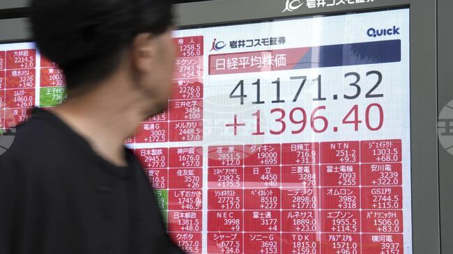 Борсовите индекси в Токио се покачиха, противно на тенденцията на Уолстрийт