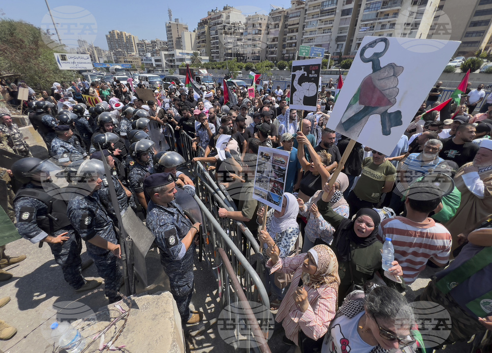 Lebanon Palestinians