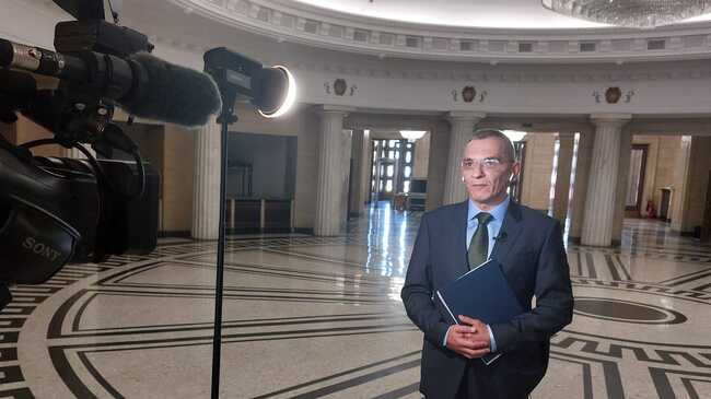 Д-р Десислав Тасков: Минималното възнаграждение на лекарите да бъде критерий за сключване на договор с НЗОК