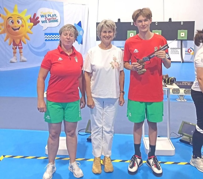 Стрелецът Дамян Илиев донесе първи медал за България от Младежкия олимпийски фестивал в Скопие