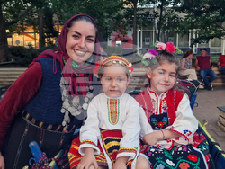 Разград - автентични носии - колекционер